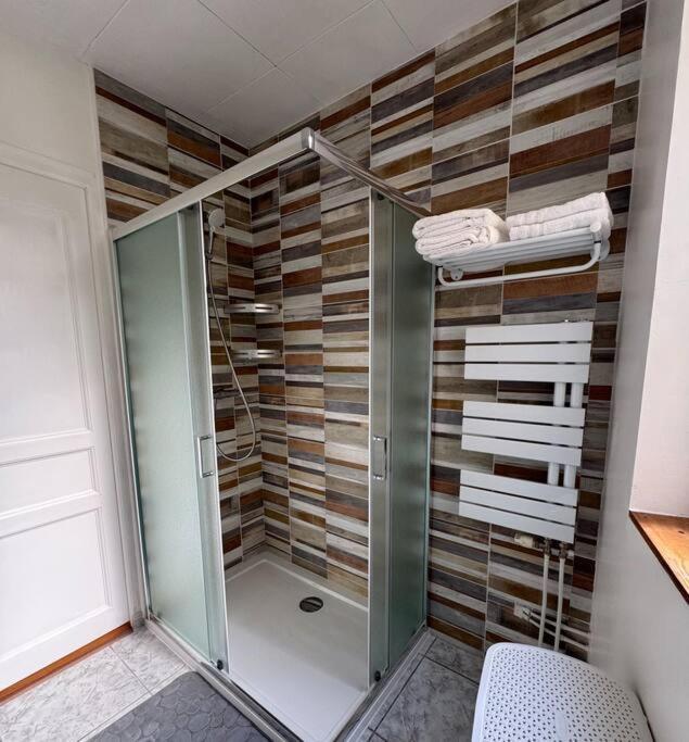 Luxury Room - Havre De Paix Avec Jacuzzi Prive Bar-le-Duc Exterior foto