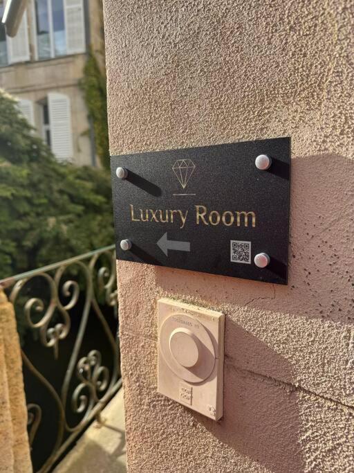 Luxury Room - Havre De Paix Avec Jacuzzi Prive Bar-le-Duc Exterior foto
